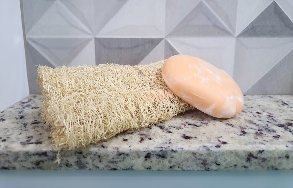 Chưa từng có: Không cần công nghệ cao, Trung Quốc dùng xơ mướp 'bọc' bên ngoài, giúp máy bay quân sự biến mất khỏi vệ tinh radar tối tân nhất