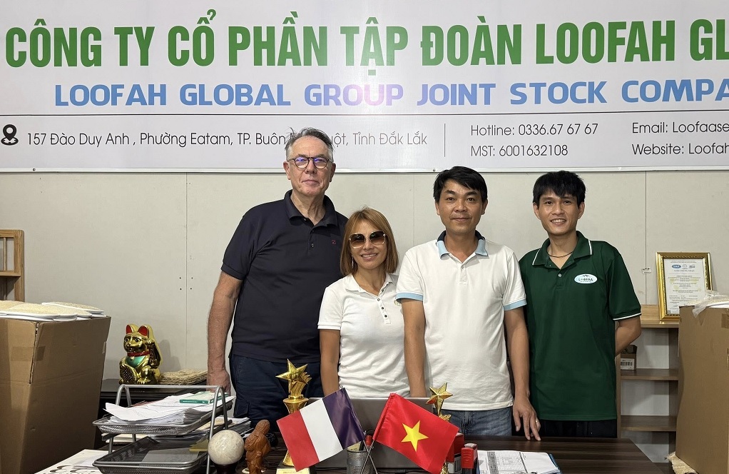 Exporting Loofah: The Journey of Turning a Discarded Gourd into Dollars