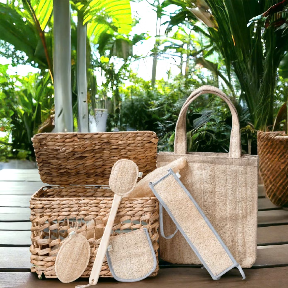 Hiện tại, công ty anh có 3 nhóm sản phẩm, gồm: Bộ sản phẩm nhà bếp, sản phẩm nhà tắm, sản phẩm thời trang.